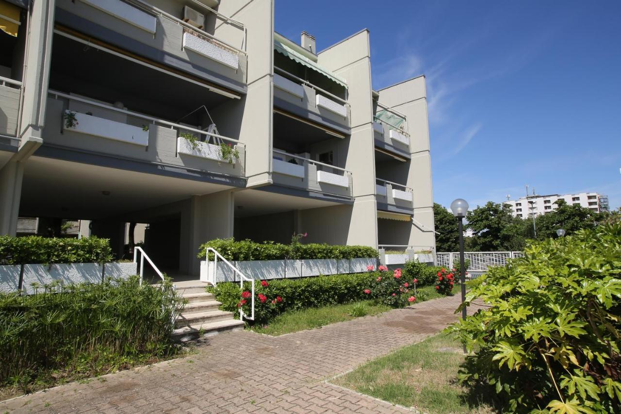 Residence Le Palme Montesilvano Exterior photo